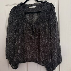 Max Studio Black Textured Tie-Neck Blouse